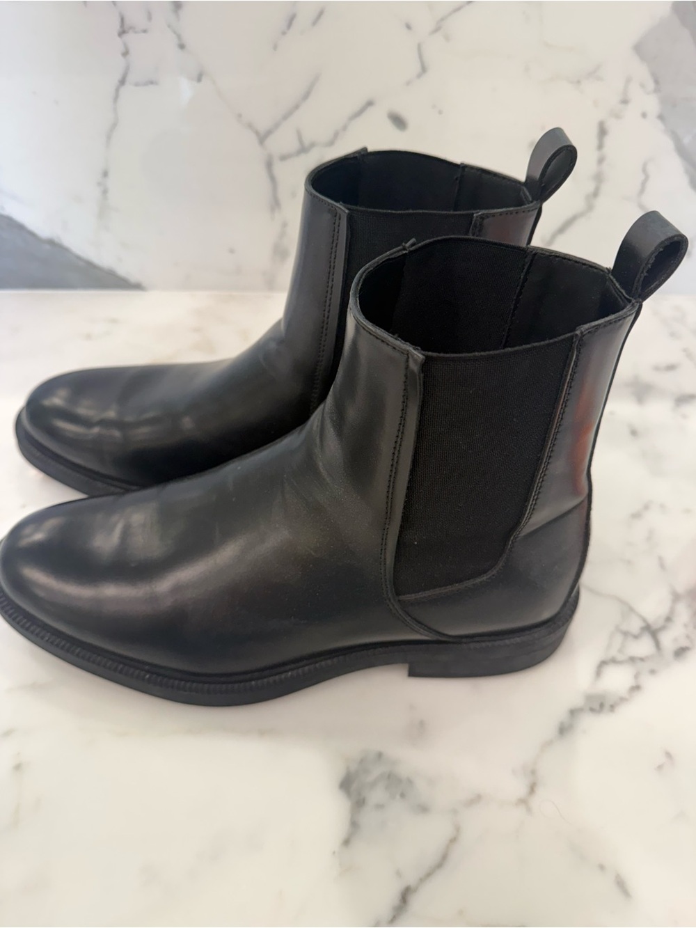Zara Men's Black Leather Chukka Boots